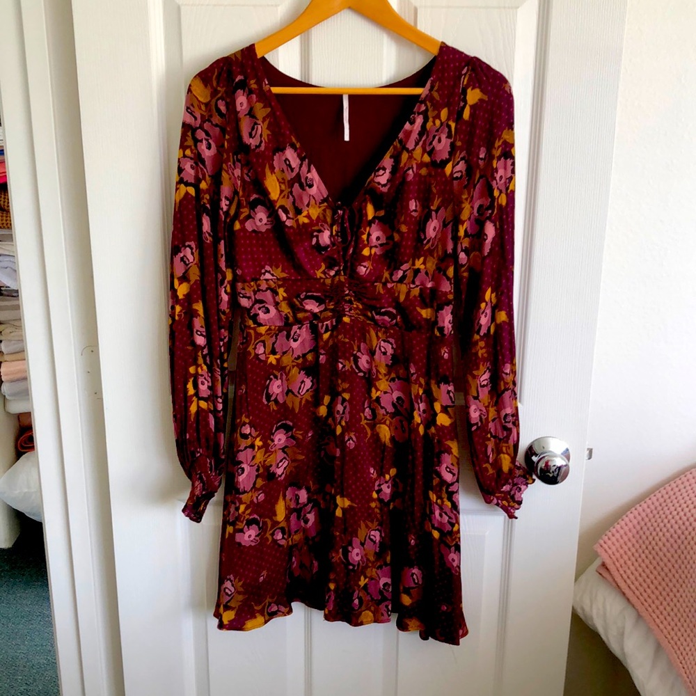 Free people beautiful fully lined mini dress.